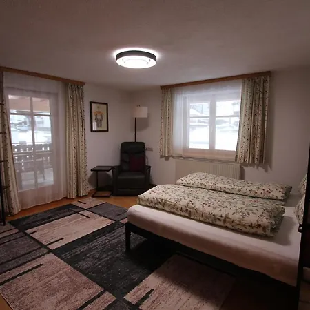 4 Barga Blick Lägenhet Partenen